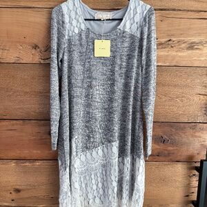 NWT!  A'reve long sweater (dress)  Gray w/ Lace Trim ~ Size Medium